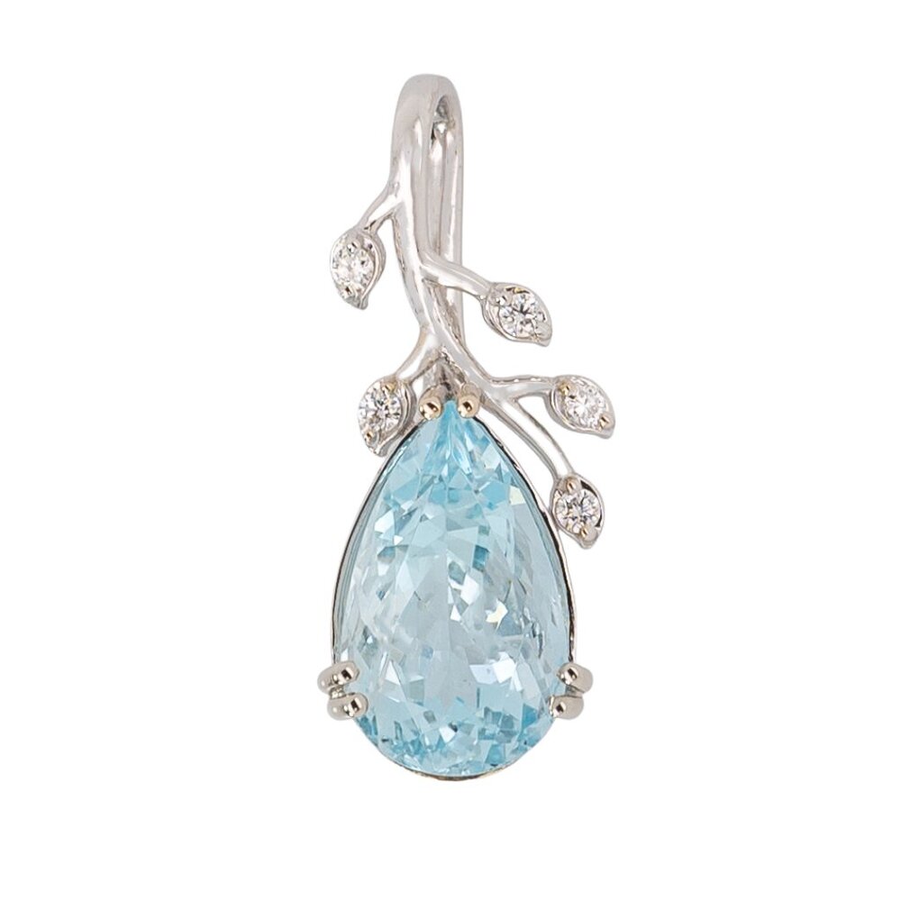 4.6Cts Aquamarine Pendant in Solid 14K White Gold with Natural Diamond Accents